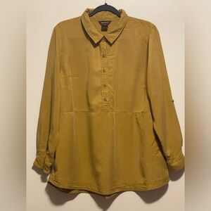Multiples maternity top. Good condition